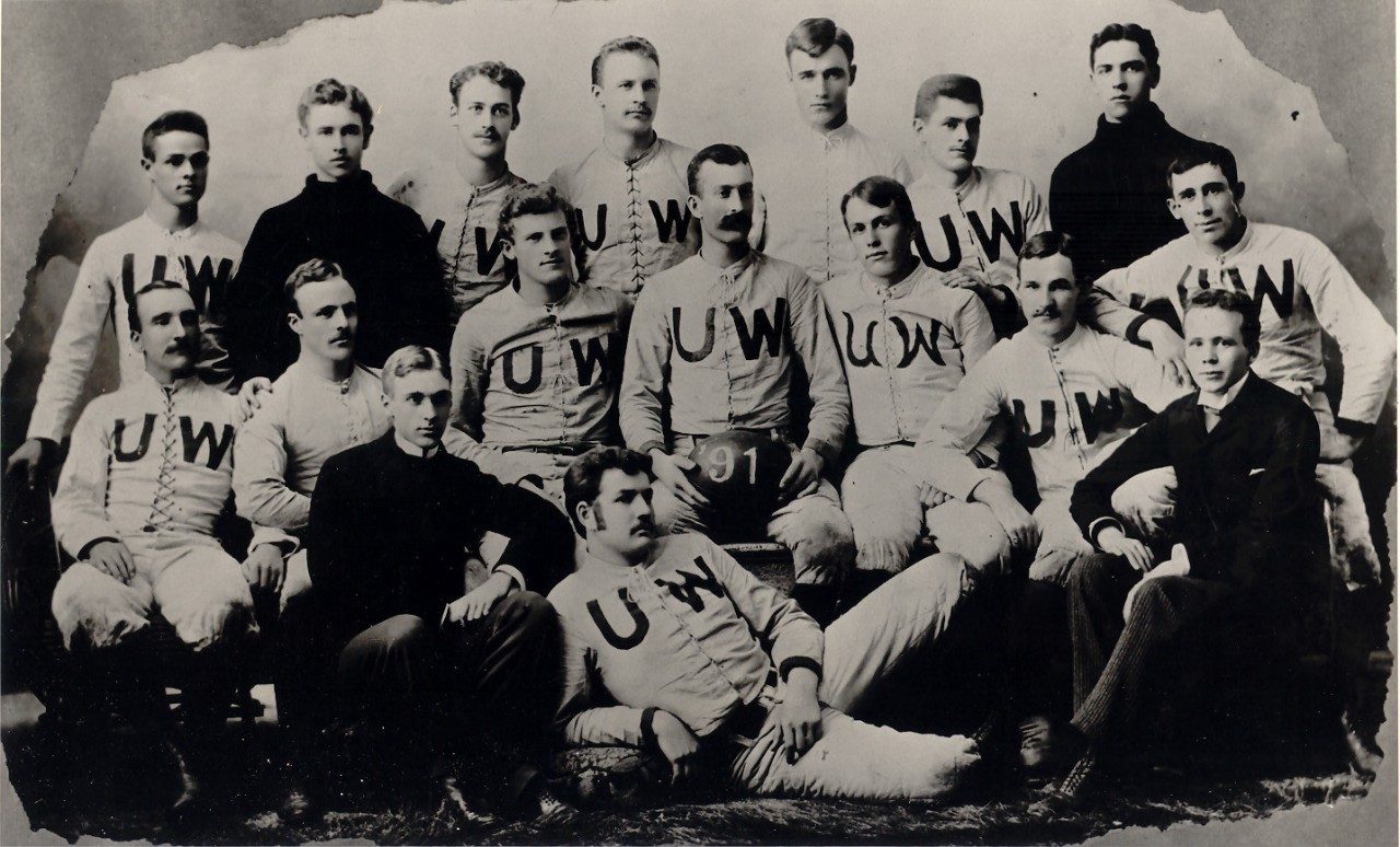 Photo d’équipe du Wisconsin 1891 (© Wisconsin Athletics)