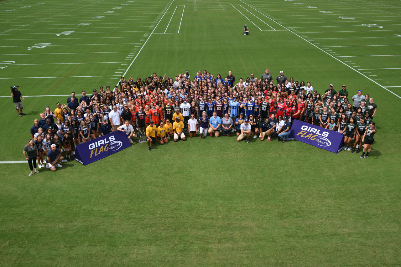 Flag-football féminin de l’école publique du comté de Frederick