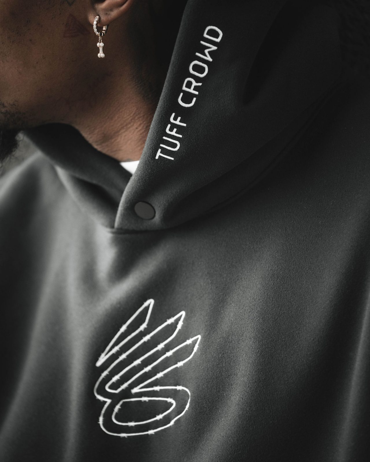 FOULE DE TUF | Le plus grand sweat à capuche 