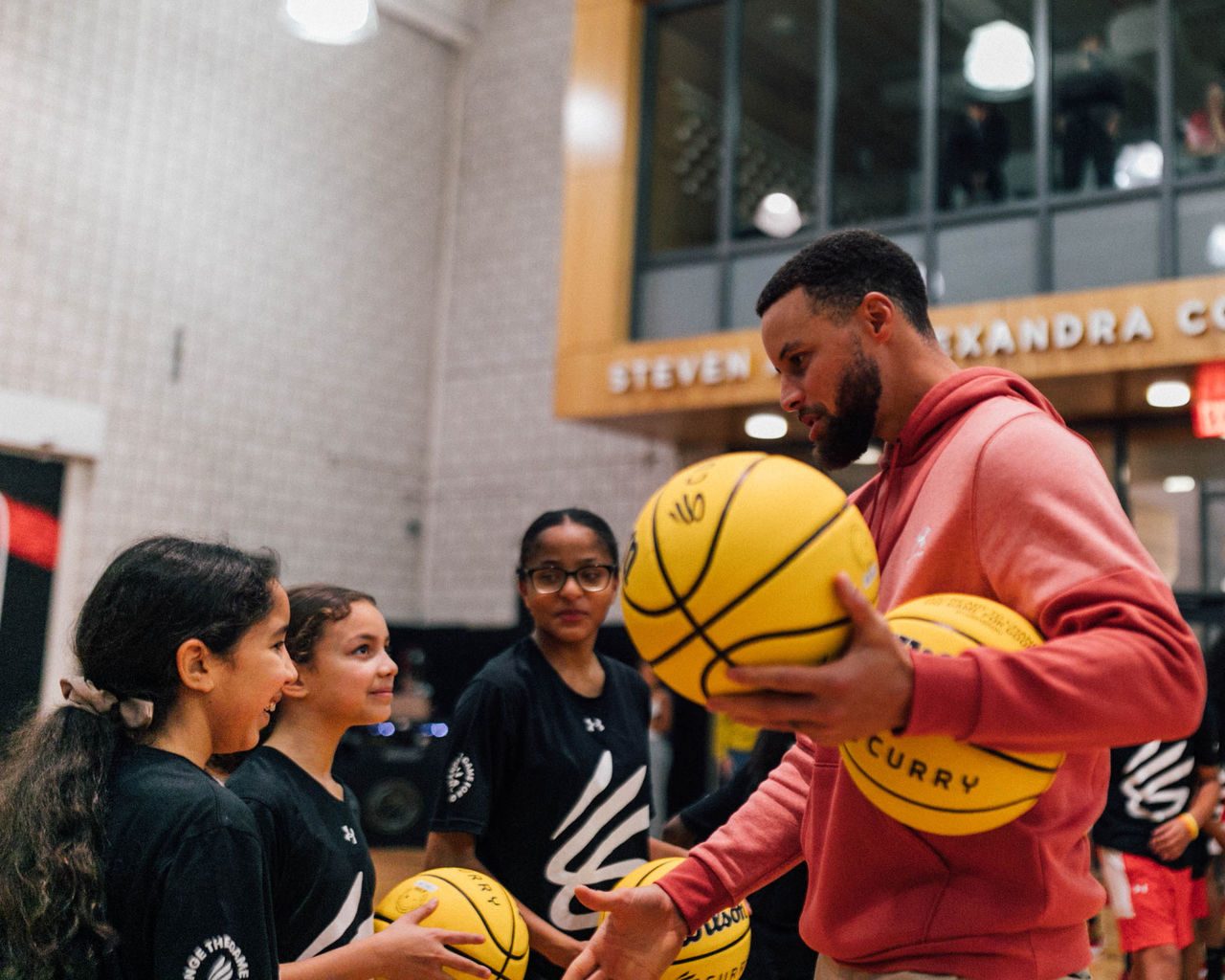 Curry Brand achève la revitalisation de son 12e terrain à New York 
